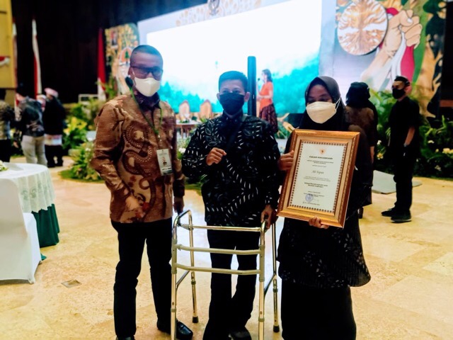 Pemuda Penyandang Disabilitas asal Pinrang Raih Penghargaan Khusus Kalpataru 2021